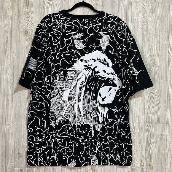 Evolution in Design Abstract Stylized Lion Cloud Design T Shirt Size Large - Picture 8 of 11